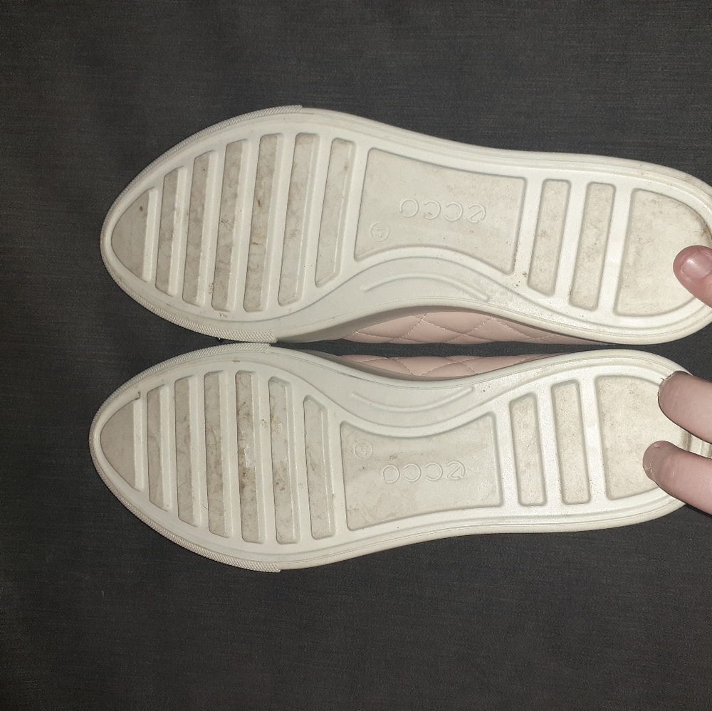 Ecco Flats - Picture 4 of 4